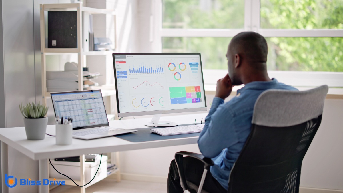 Common Mistakes When Using Google Analytics Benchmarks