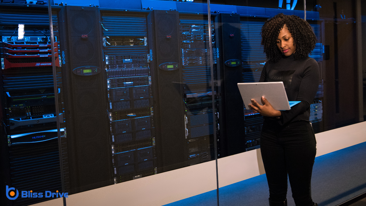 The Role of Server Capacity in Handling Traffic