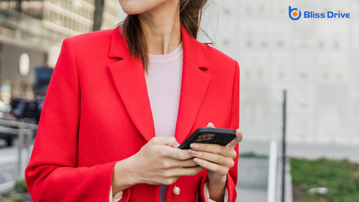 Understanding Mobile User Behavior