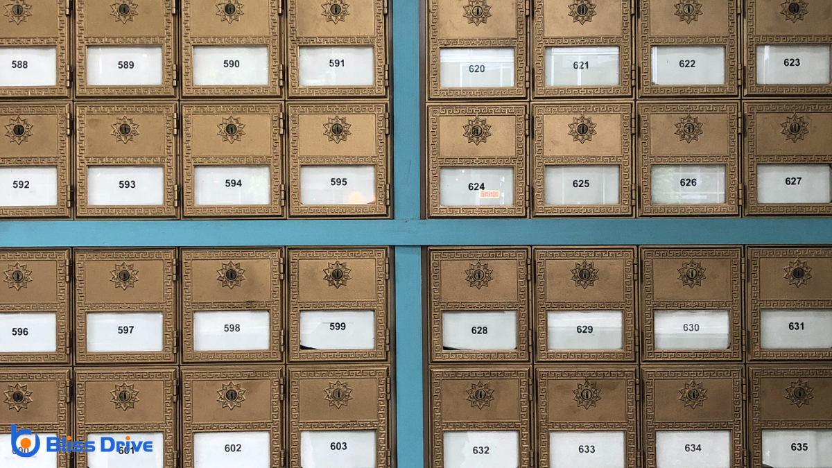 The Role of P.O. Boxes and Mail Forwarding Services