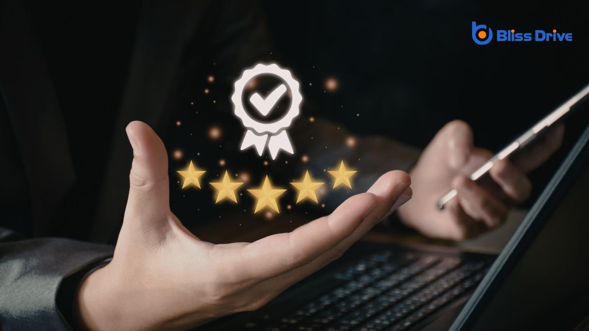 Balancing Positive and Negative Reviews for Credibility